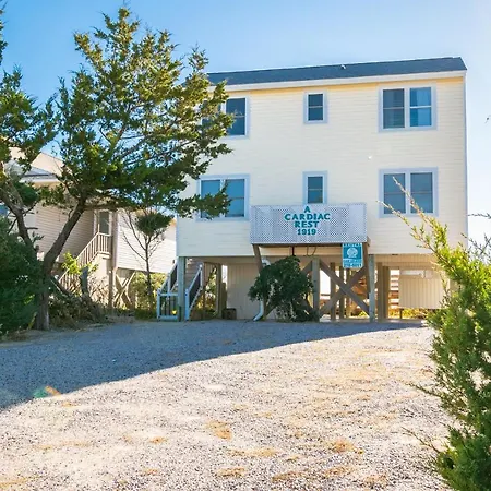 Aw Shucks By Oak Island Accommodations